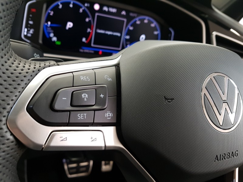 Used Volkswagen T-Roc 2025 for sale - 77028613: Photo 15