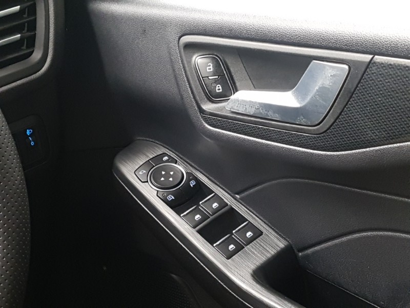 Used Ford Kuga 2022 for sale - 77358018: Photo 19