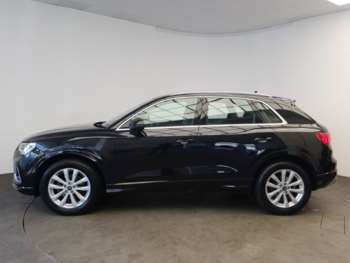 Used Audi Q3 2022 for sale - 74699111: Photo