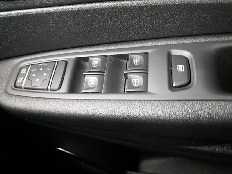 Used Renault Captur 2018 for sale - 77242117: Photo 19