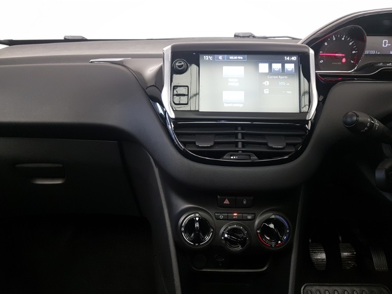 Used Peugeot 208 2014 for sale - 76978442: Photo 11