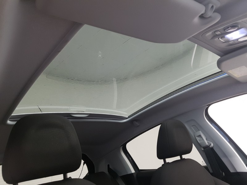 Used Peugeot 208 2014 for sale - 76978442: Photo 19