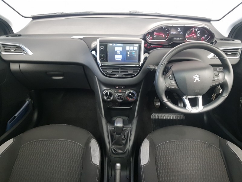 Used Peugeot 208 2014 for sale - 76978442: Photo 2