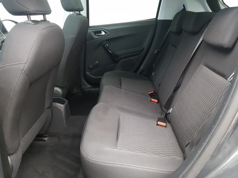 Used Peugeot 208 2014 for sale - 76978442: Photo 6