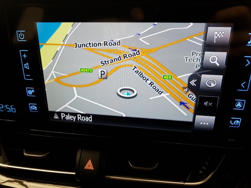 Used Toyota C-HR 2018 for sale - 78000025: Photo 12