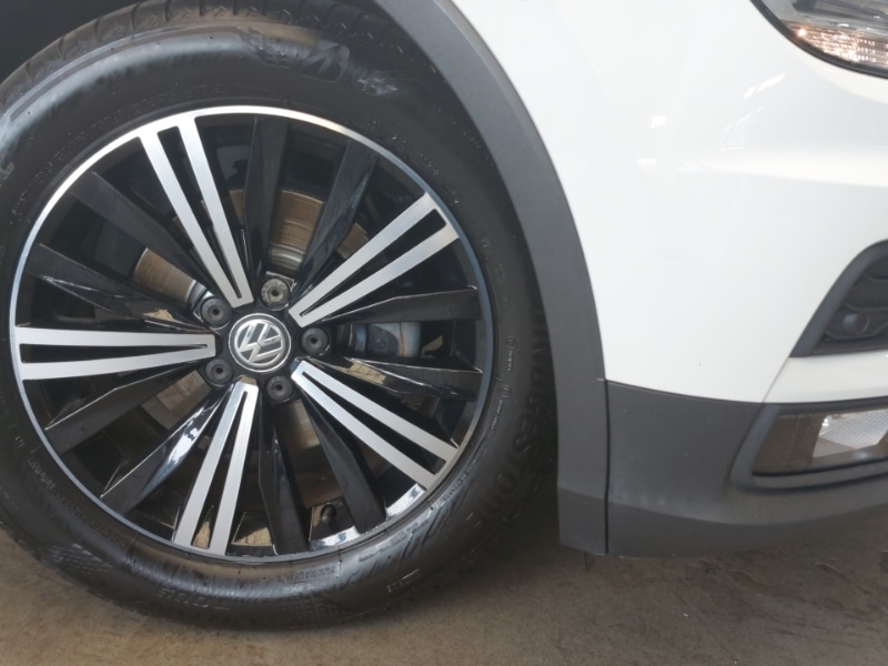 Used Volkswagen Tiguan 2018 for sale - 78164266: Photo 9