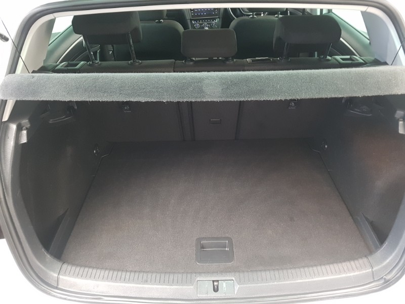 Used Volkswagen Golf 2020 for sale - 76606378: Photo 8