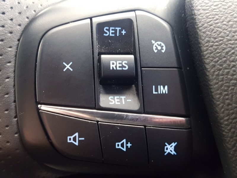 Used Ford Kuga 2021 for sale - 77771776: Photo 14