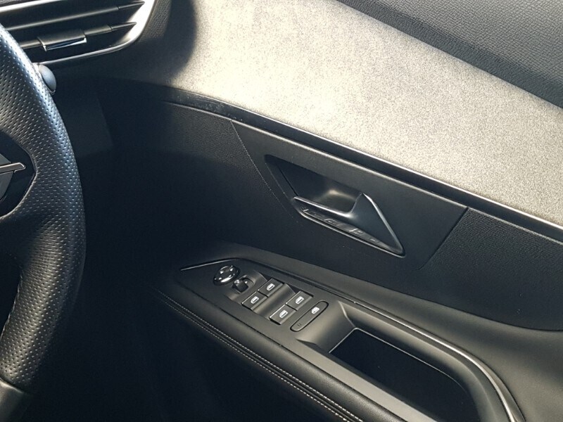 Used Peugeot 3008 2023 for sale - 77731456: Photo 19