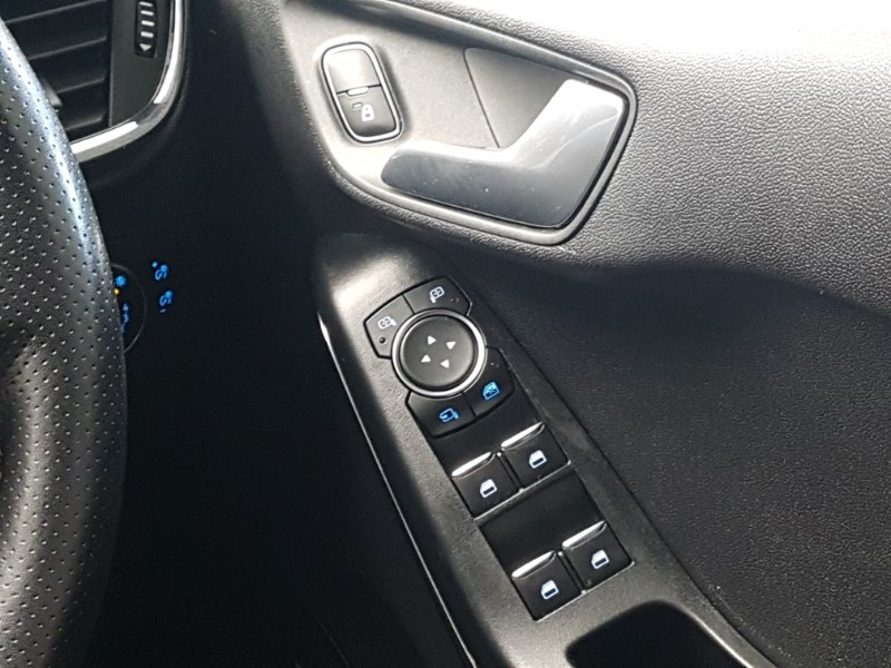 Used Ford Fiesta 2019 for sale - 76885568: Photo 19