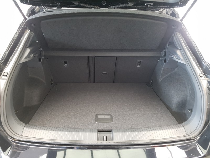 Used Volkswagen T-Roc 2025 for sale - 77160381: Photo 8