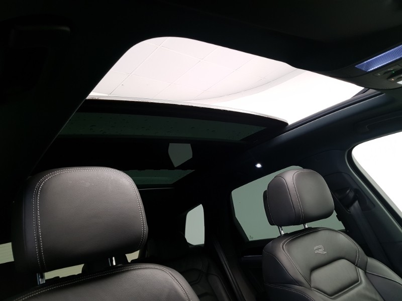 Used Volkswagen Touareg 2023 for sale - 77874527: Photo 18