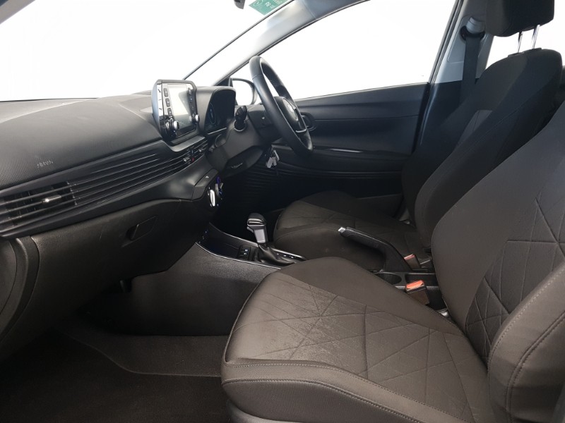 Used Hyundai BAYON 2022 for sale - 76471789: Photo 5