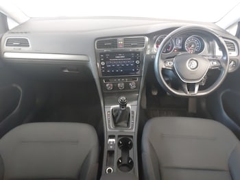 Used Volkswagen Golf 2018 for sale - 78230412: Photo