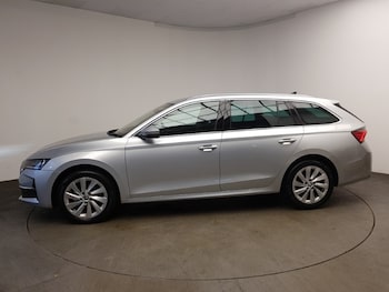 Used Skoda Octavia 2024 for sale - 76244171: Photo