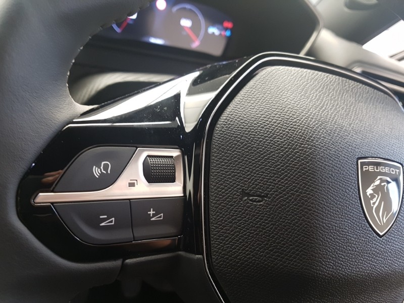 Used Peugeot 2008 2024 for sale - 76602562: Photo 14