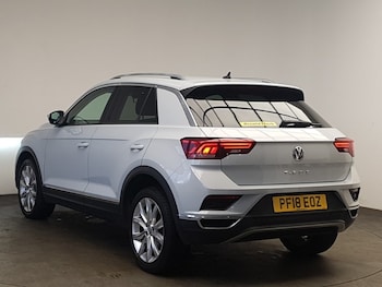 Used Volkswagen T-Roc 2018 for sale - 75828244: Photo
