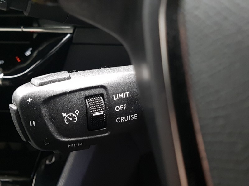 Used Peugeot 2008 2021 for sale - 77964498: Photo 17