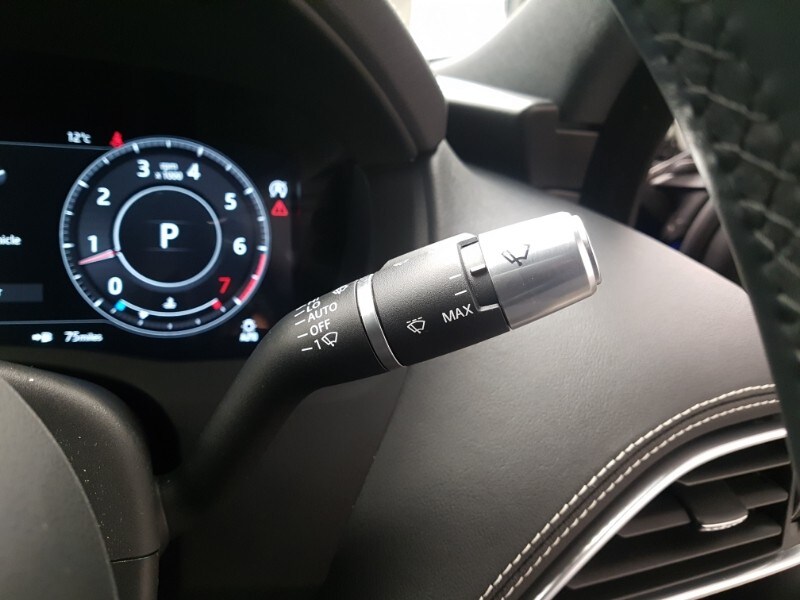 Used Jaguar XE 2019 for sale - 76687864: Photo 19