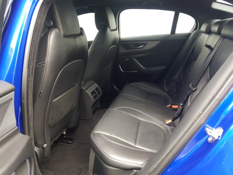 Used Jaguar XE 2019 for sale - 76687864: Photo 6