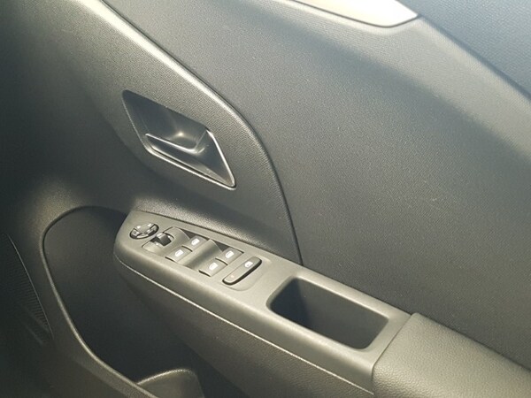 Used Vauxhall Corsa 2023 for sale - 76195396: Photo 18
