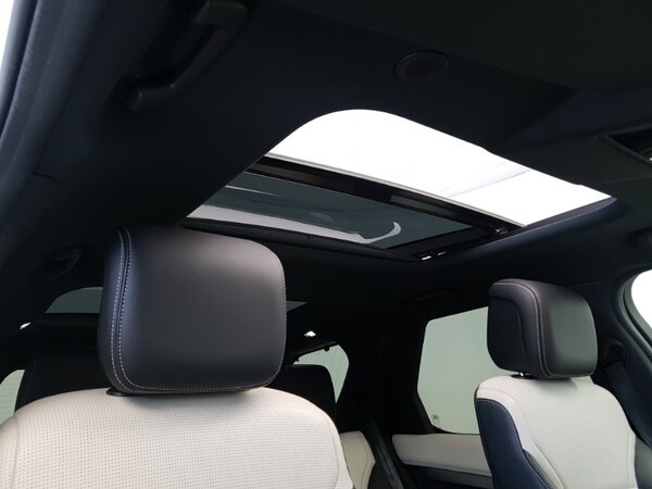 Used Land Rover Discovery 2023 for sale - 76258519: Photo 17