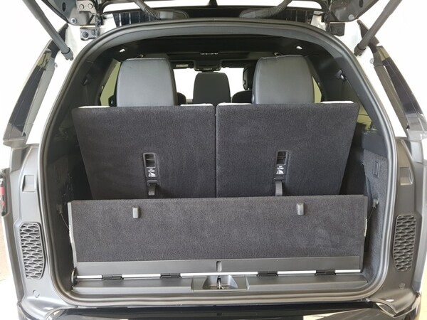 Used Land Rover Discovery 2023 for sale - 76258519: Photo 19