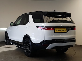 Used Land Rover Discovery 2023 for sale - 76258519: Photo