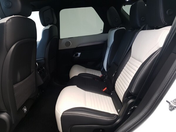 Used Land Rover Discovery 2023 for sale - 76258519: Photo 6