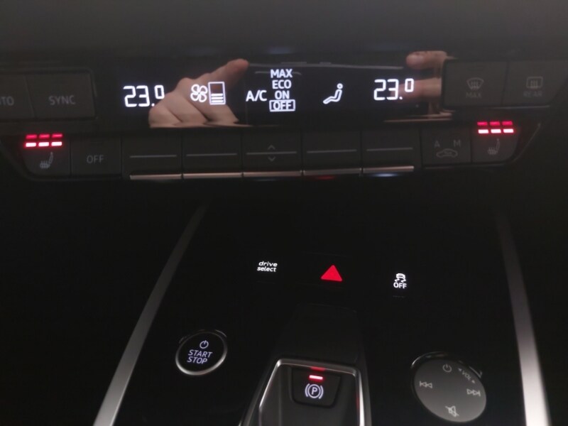 Used Audi Q4 e-tron 2023 for sale - 78164054: Photo 16