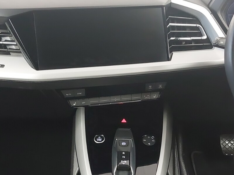 Used Audi Q4 e-tron 2023 for sale - 78164054: Photo 7