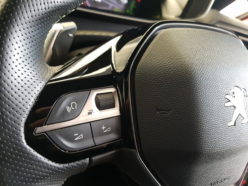 Used Peugeot 2008 2023 for sale - 77948203: Photo 15