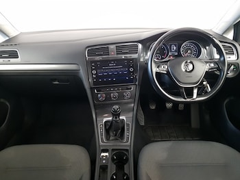 Used Volkswagen Golf 2019 for sale - 76404014: Photo