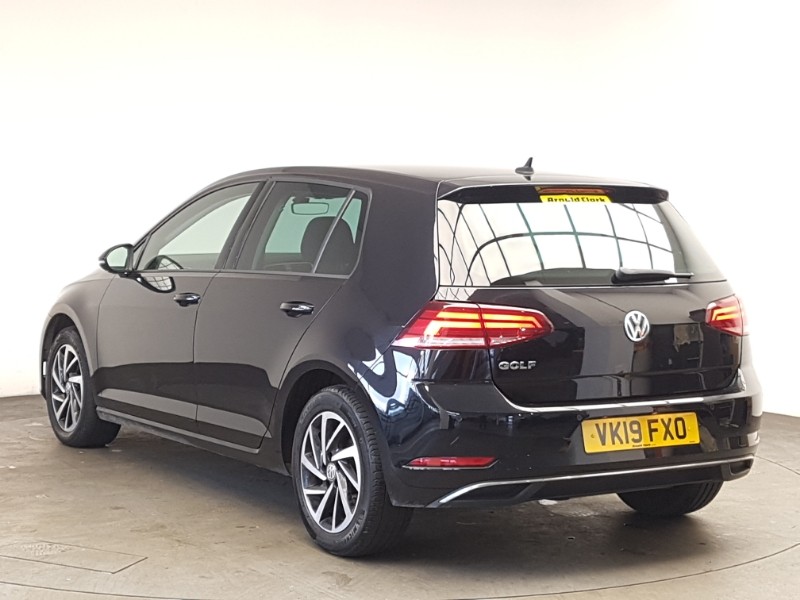 Used Volkswagen Golf 2019 for sale - 76404014: Photo 3