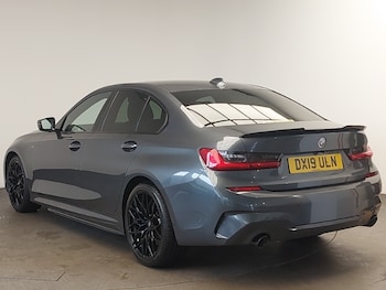 Used BMW 3 Series 2019 for sale - 79101453: Photo