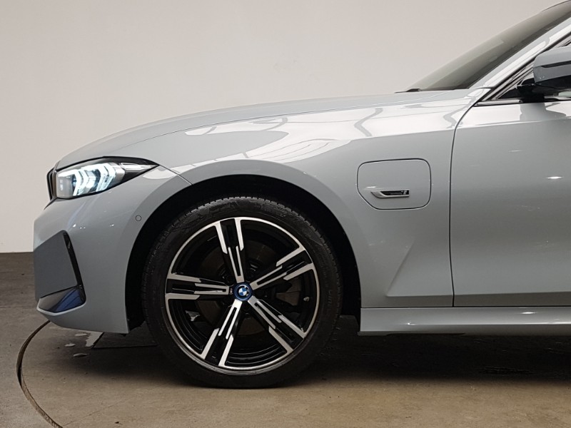 Used BMW 3 Series 2022 for sale - 77815837: Photo 19