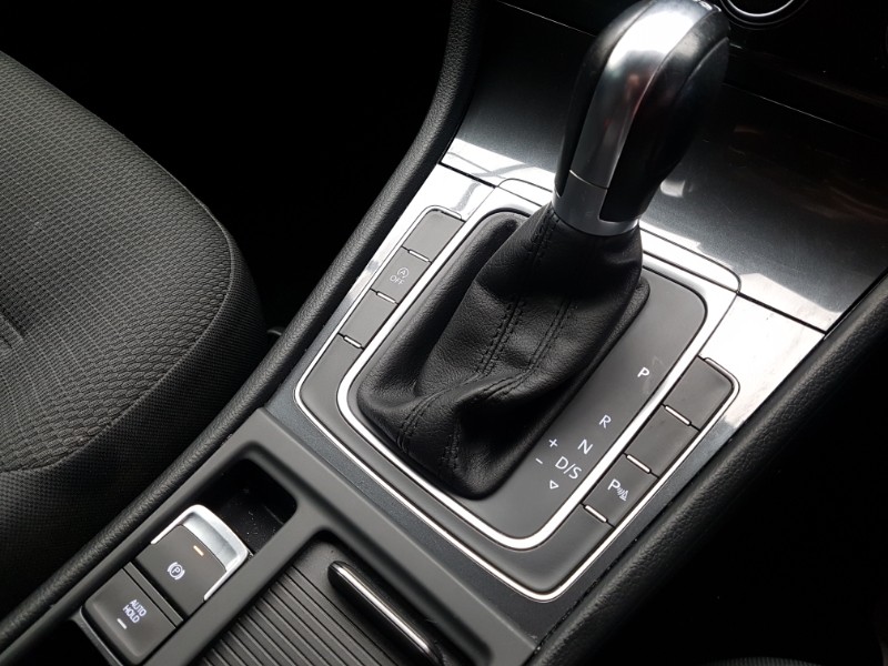 Used Volkswagen Golf 2019 for sale - 76556621: Photo 17