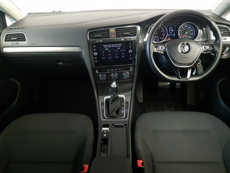 Used Volkswagen Golf 2019 for sale - 76556621: Photo 2