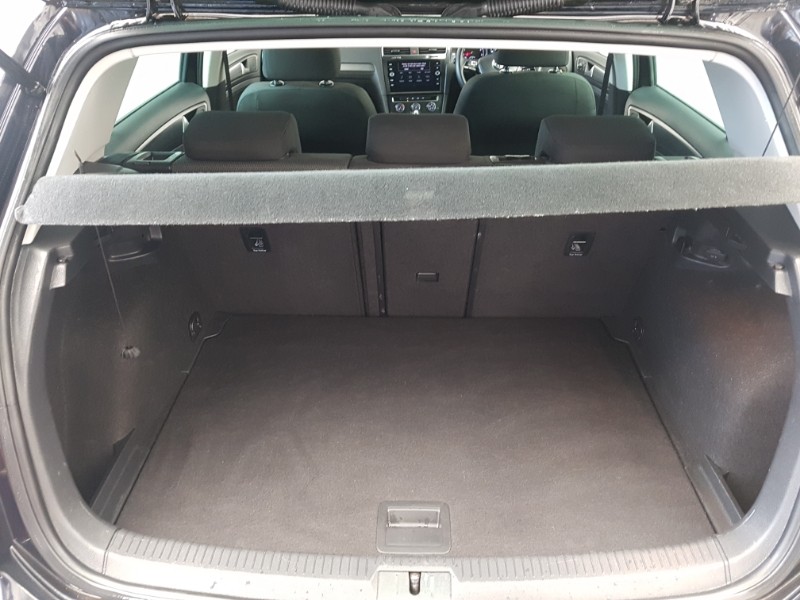 Used Volkswagen Golf 2019 for sale - 76556621: Photo 8