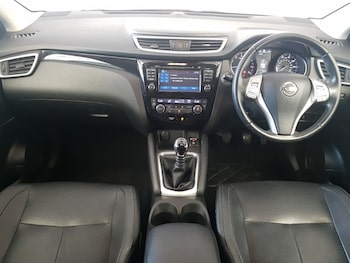 Used Nissan Qashqai 2017 for sale - 75599850: Photo