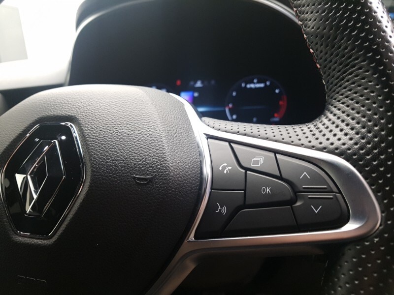 Used Renault Clio 2023 for sale - 76493399: Photo 16