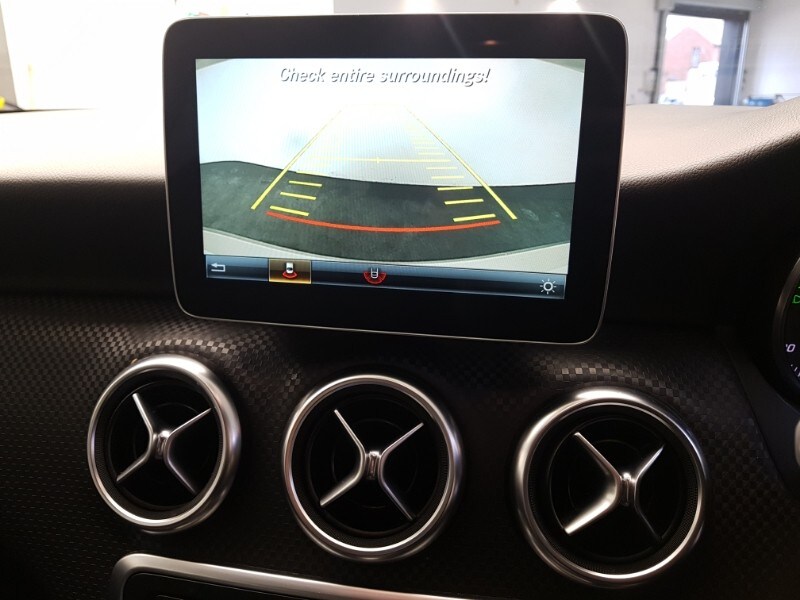 Used Mercedes-Benz A-Class 2017 for sale - 77509385: Photo 12