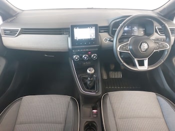 Used Renault Clio 2024 for sale - 79243415: Photo