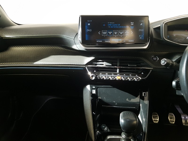 Used Peugeot 2008 2022 for sale - 77624022: Photo 11