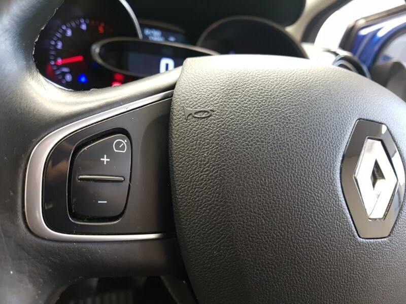 Used Renault Clio 2018 for sale - 76343477: Photo 15