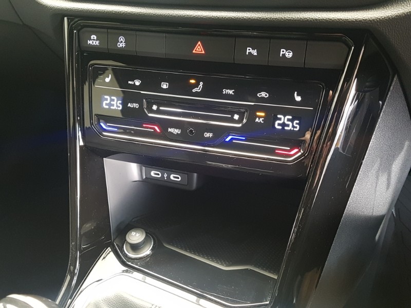 Used Volkswagen T-Roc 2025 for sale - 77024649: Photo 18