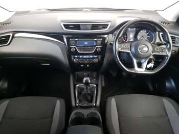 Used Nissan Qashqai 2017 for sale - 74882604: Photo