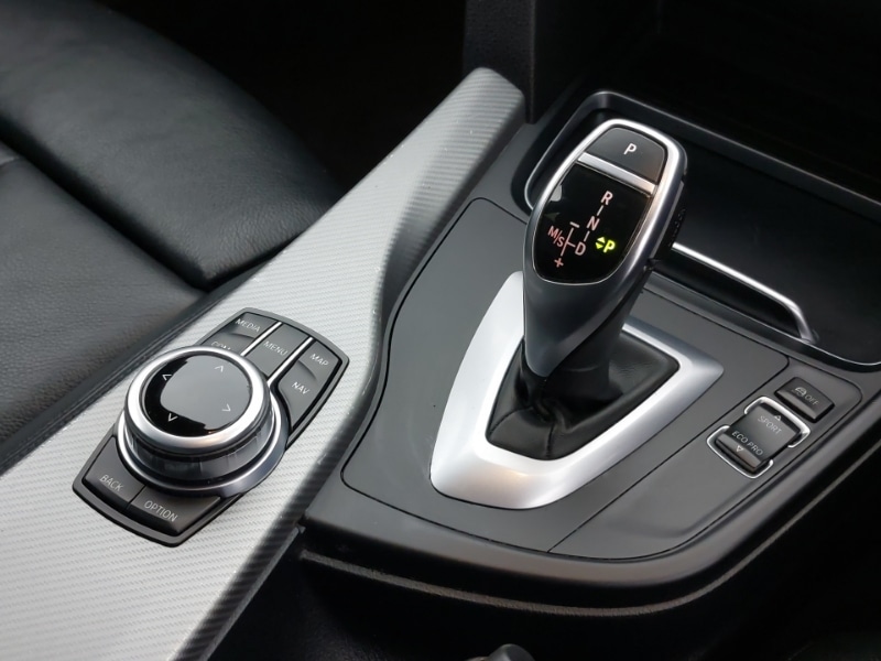 Used BMW 3 Series 2017 for sale - 76999987: Photo 16