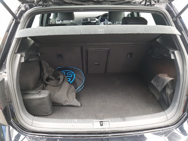 Used Volkswagen Golf 2018 for sale - 77115054: Photo 8