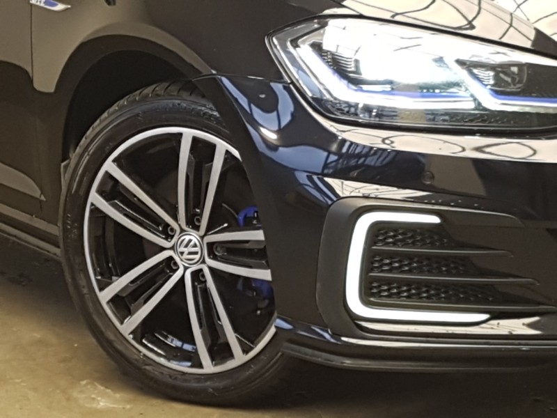 Used Volkswagen Golf 2018 for sale - 77115054: Photo 9